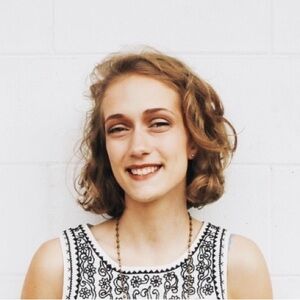 Meet your Posher, Elise